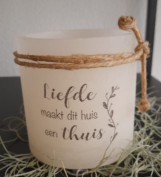 Liefde maakt dit huis een thuis  (Ivoor)